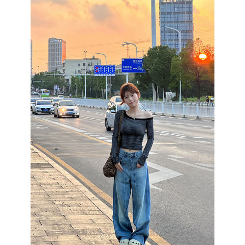 2024 original quality slope neck off-shoulder striped long-sleeved T-shirt early autumn new hot girl slim short top