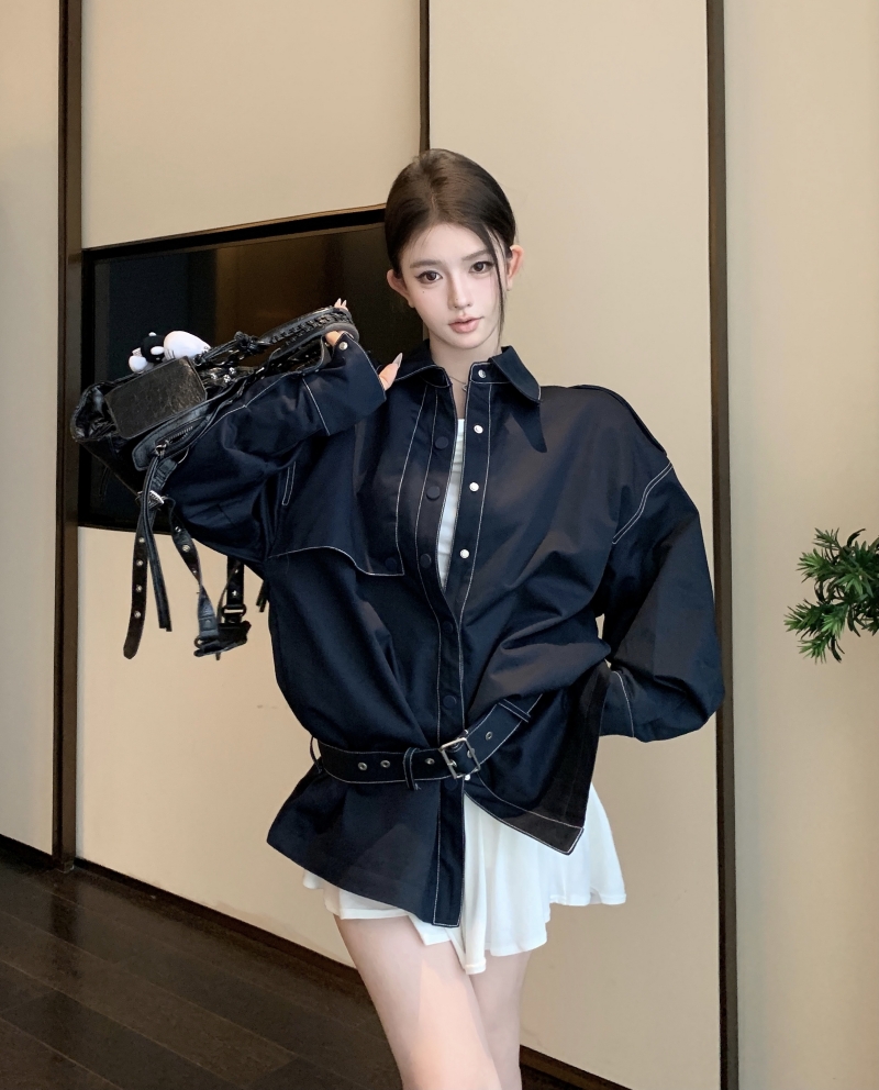 Actual shot of short silhouette windbreaker, American retro loose coat, one-shoulder irregular skirt suit