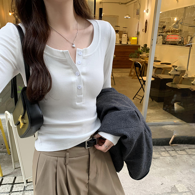 Actual pictures of autumn and winter slim-fitting inner layering shirts for women 2024 European products that do not conflict with age-reducing long-sleeved T-shirt tops