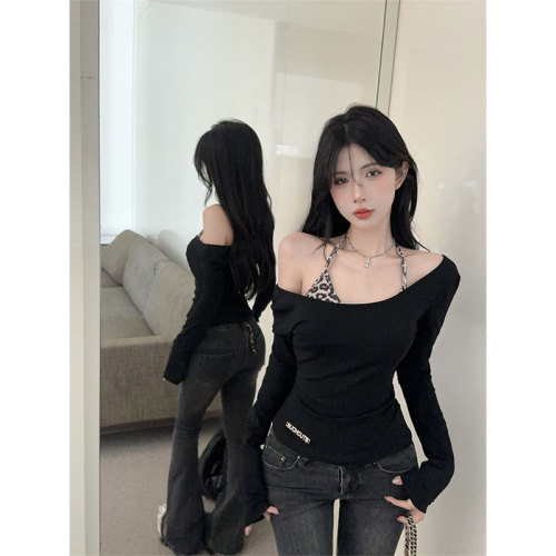 2024 original quality + breast pad hot girl long-sleeved T-shirt slanted shoulder top + leopard print camisole two-piece set