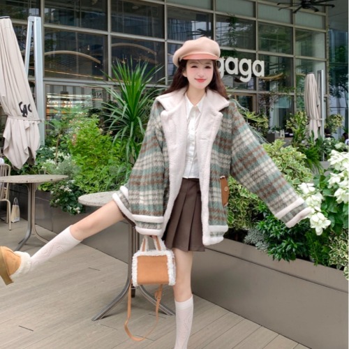 Quilted American Retro Small Fragrance Style Shearling Jacket Women's 2024 Loose Couple Thickened Jacket Top