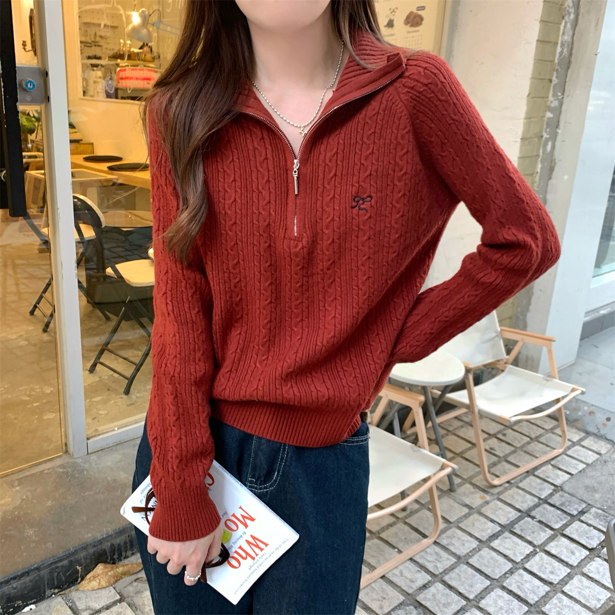 Real shot of autumn and winter Korean style zipper collar twist design thickened Andy velvet sweater with sweater top inside