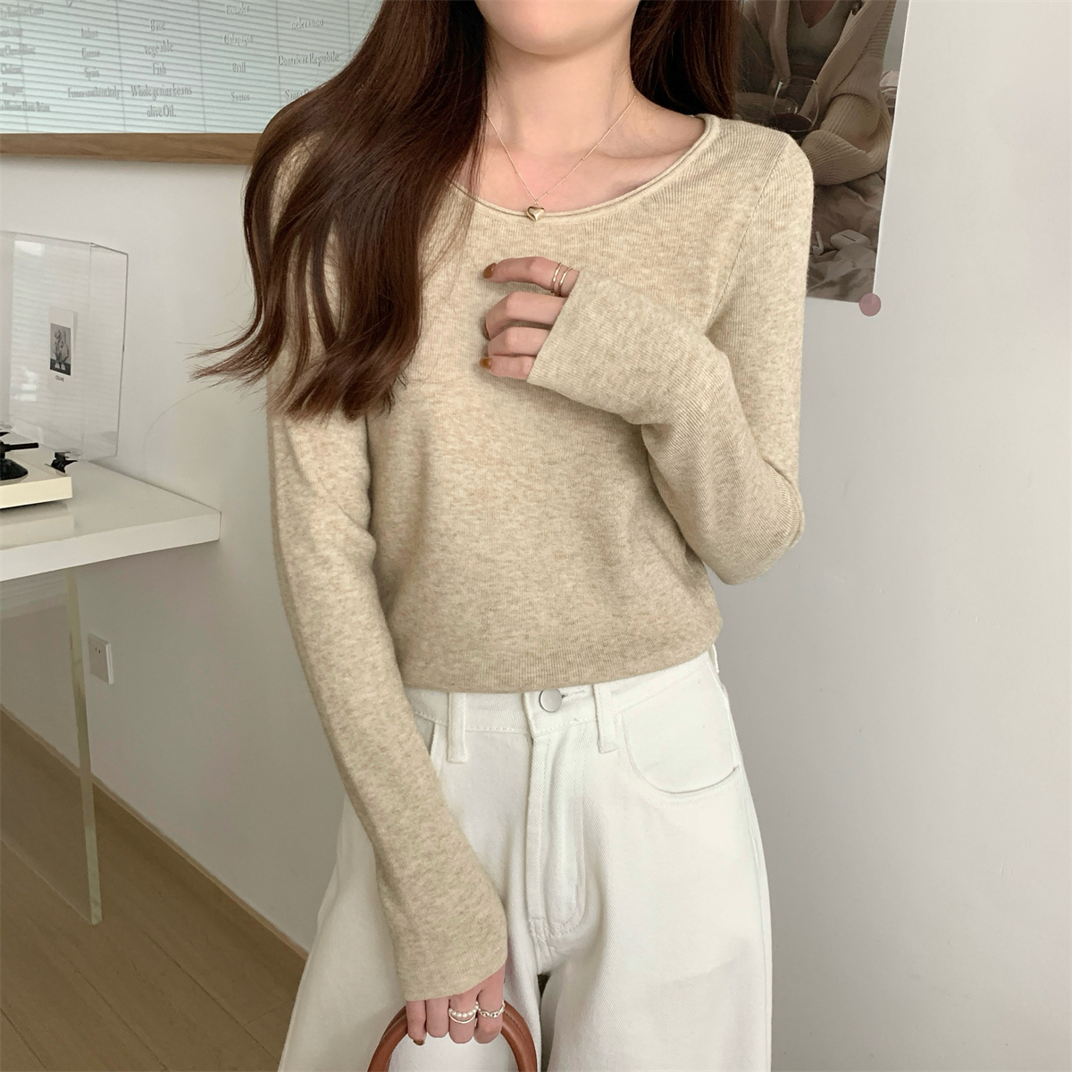 Actual shot of autumn and winter Korean style round neck versatile Andy velvet slim-fitting sweater bottoming long-sleeved sweater top for women