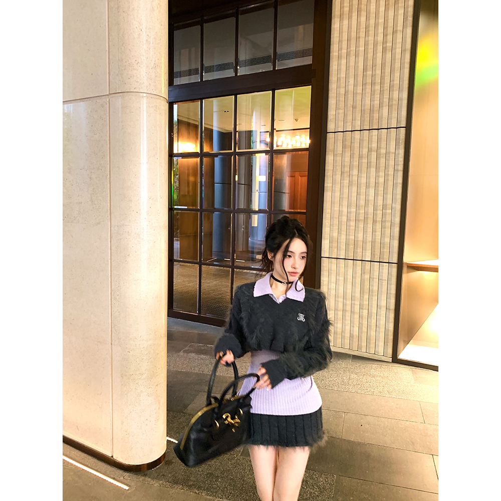 Actual shot of college-style short sweater, autumn high-end temperament jacket, top and fringe striped short culottes