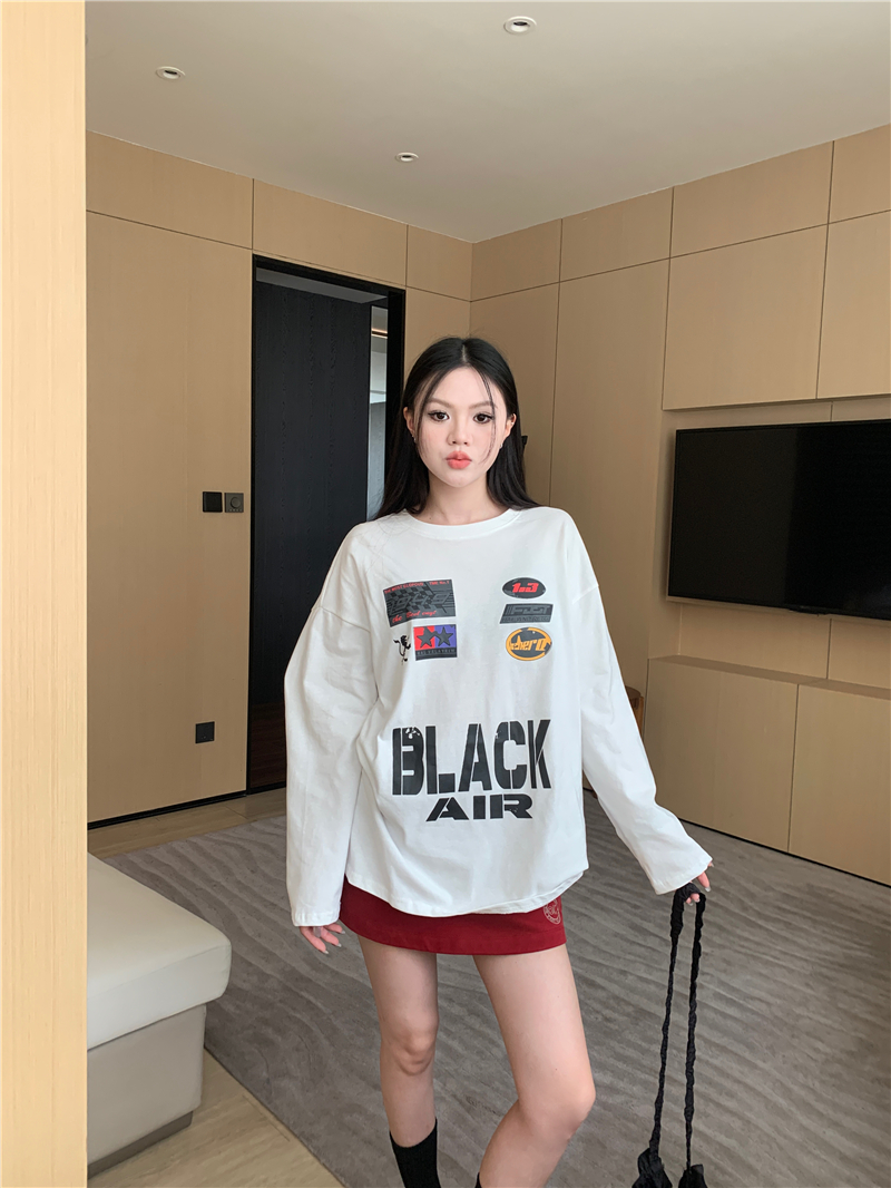 Real shot American retro contrasting letter print loose round neck top trendy long-sleeved T-shirt