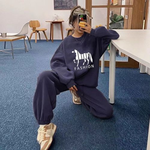 Two-piece set ***Autumn and winter 2024 loose new fashionable casual sweatshirt and sweatpants slimming suit for women