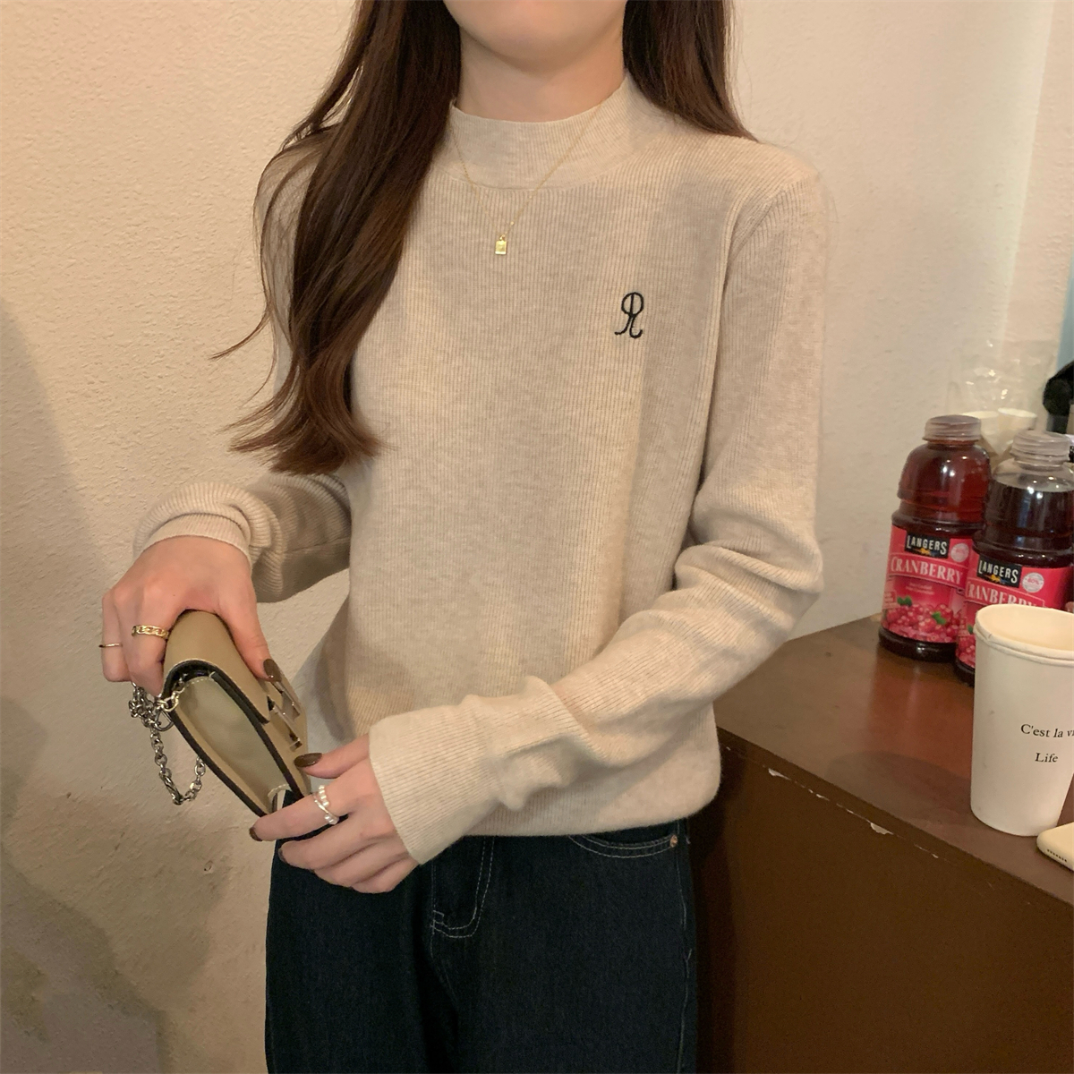 Actual shot of autumn and winter Korean style simple and versatile embroidered Andy velvet sweater half turtleneck bottoming long-sleeved sweater