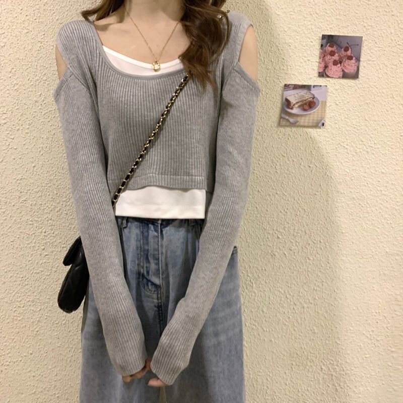 Hot version fake two-piece long-sleeved T-shirt for women spring and autumn new Hong Kong style design niche slim student short top