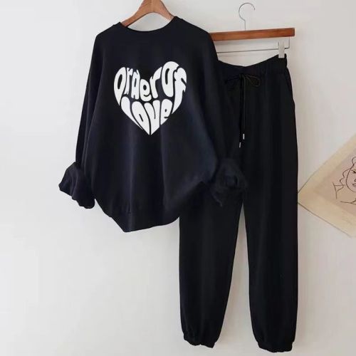 Two-piece set ***Autumn and winter 2024 loose new fashionable casual sweatshirt and sweatpants slimming suit for women