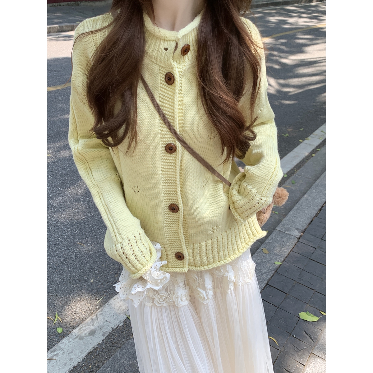 Actual shot of autumn and winter Korean style loose hollow jacquard design Andy velvet sweater long-sleeved sweater jacket for women