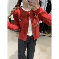 Actual shot of autumn and winter Korean style loose twist embroidery design Arctic velvet sweater long-sleeved sweater jacket