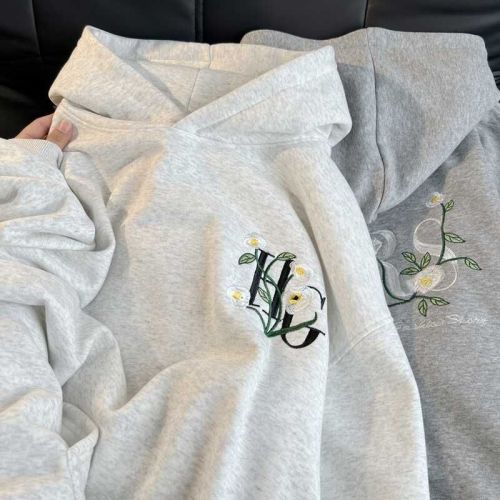 Three-dimensional embroidery on the front and back ~ National trend heavy sweater women's hoodie couple spring, autumn and winter plus velvet thickened American jacket