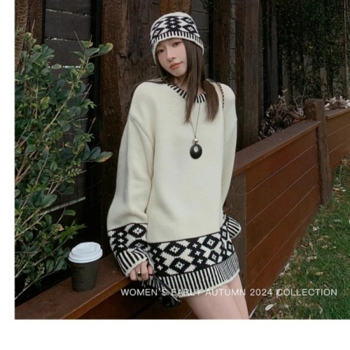 Contrast color jacquard long-sleeved versatile sweater for women autumn loose casual round neck sweater top + hat