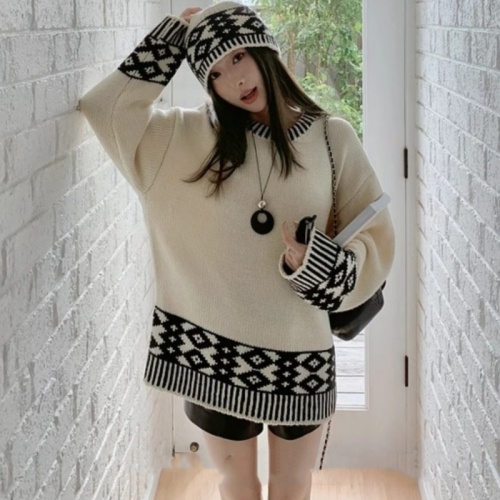 Contrast color jacquard long-sleeved versatile sweater for women autumn loose casual round neck sweater top + hat