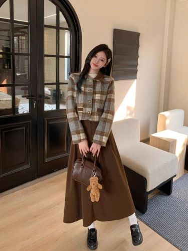 Autumn and early winter wear with Xiaoxiangfeng rich daughter's woolen coat