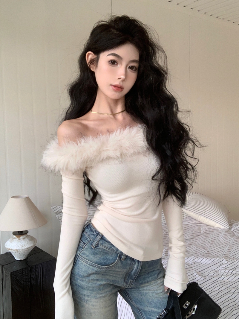 實拍秋冬新款性感辣妹風毛領一字肩上衣女顯瘦露肩內搭打底衫