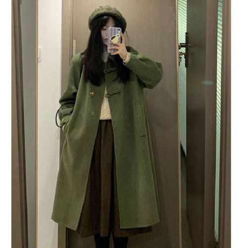 Green Woolen Coat Women's 2024 Winter New Woolen Coat Hepburn Style Small Medium Long Style Korean Style