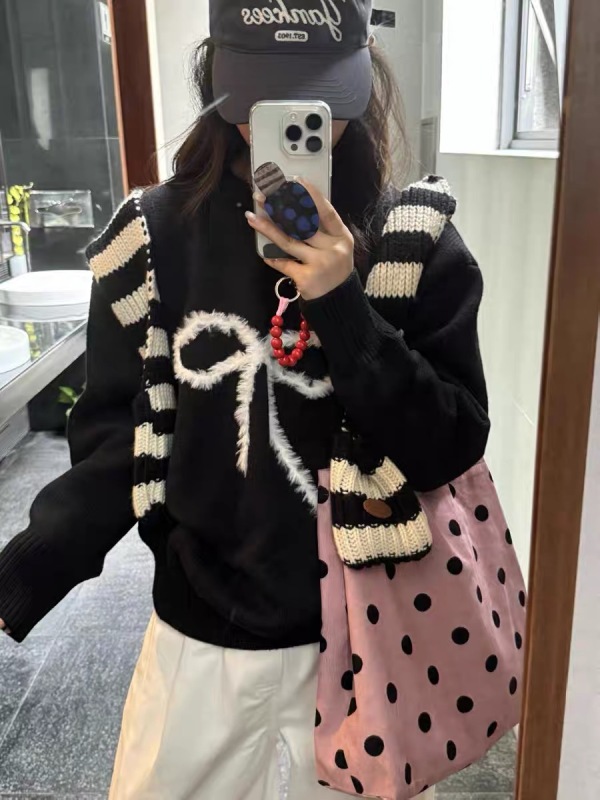 National trend black bow embroidered knitted sweater for women autumn new loose outer wear high-end top thickened in winter