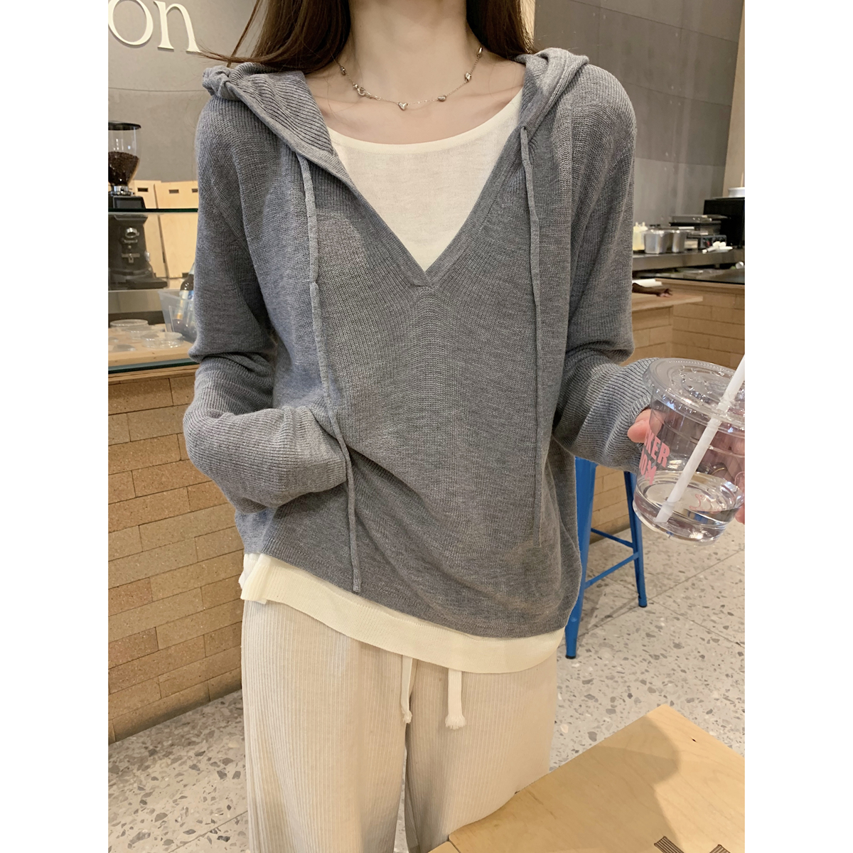 Actual shot of autumn and winter Korean style loose contrasting color hooded versatile 6 wool sweater bottoming long-sleeved sweater for women