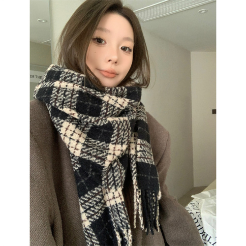 Fall/Winter Women's High-End Atmospheric New Checkered Korean Couple's Warm Thick Scarf