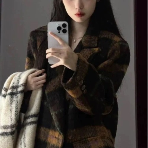 Plaid double-breasted retro fashion woolen coat for women autumn and winter new style high-end small gentle woolen coat