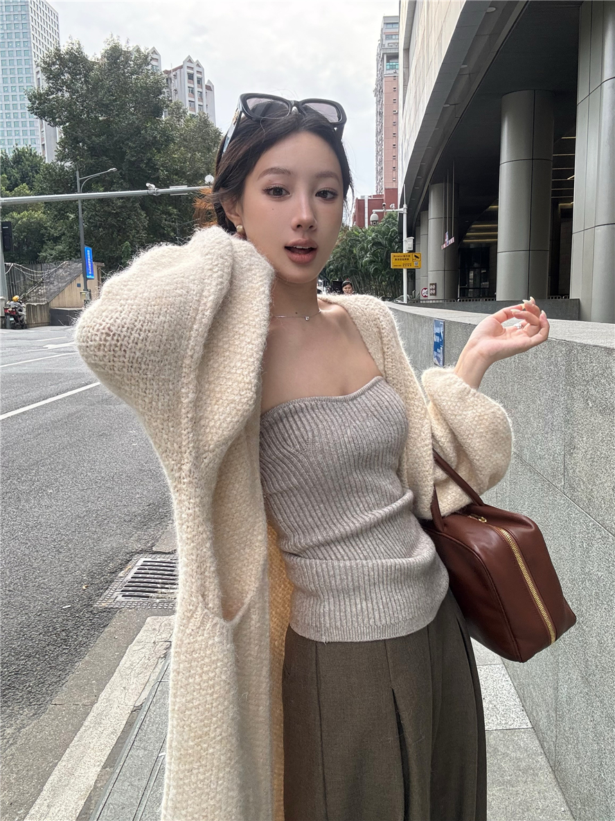 Actual shot of long sweater cardigan with Korean style loose lazy style knitted top suit in autumn and winter