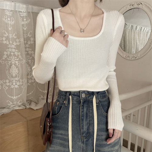 Temperament knitted sweater for women in autumn and winter U-neck slim pit strip inner sweater