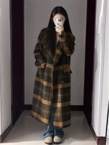 Plaid double-breasted retro fashion woolen coat for women autumn and winter new style high-end small gentle woolen coat