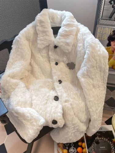 2024 new high-end autumn and winter gentle, sweet and cool lamb plush white eco-friendly fur short coat for women