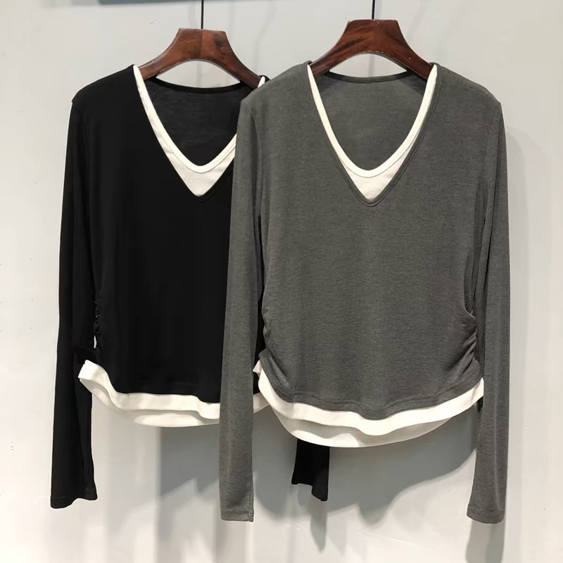 Official picture V-neck, right shoulder, fake two-piece long-sleeved T-shirt for women, spring and autumn Korean version, versatile loose slimming bottoming shirt