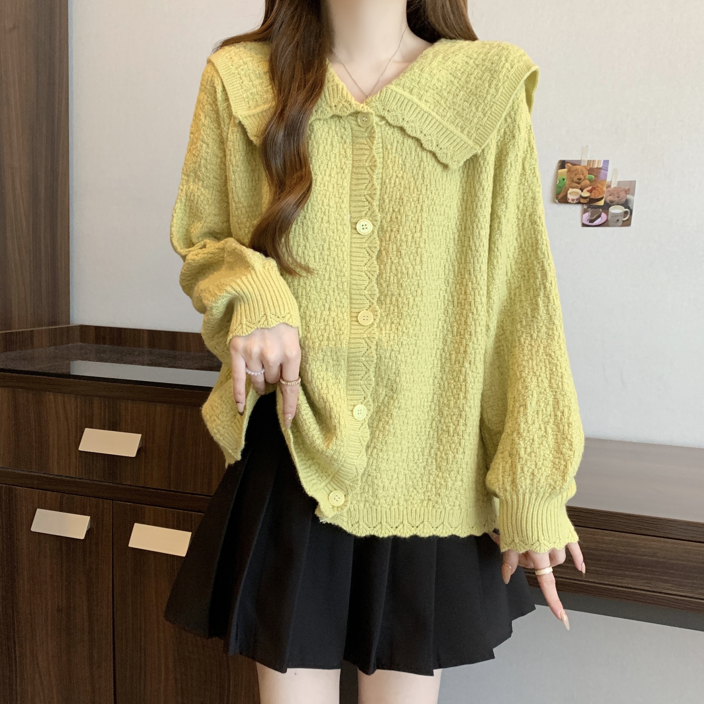 Actual shot of large size spring and autumn Korean style simple, versatile and sweet navy collar single-breasted solid color sweater top