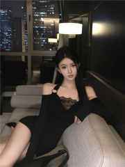 Halter neck lace temperament sister Yugan sister long-sleeved top autumn and winter