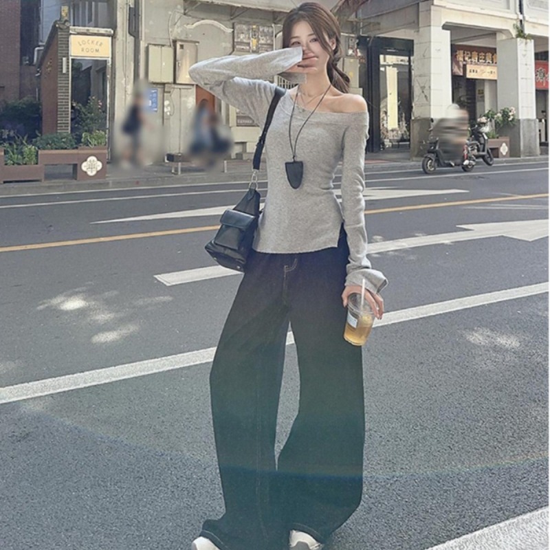 Long-sleeved off-shoulder knitwear for women, early autumn, western-style inner wear, thin slimming top with slits for small people