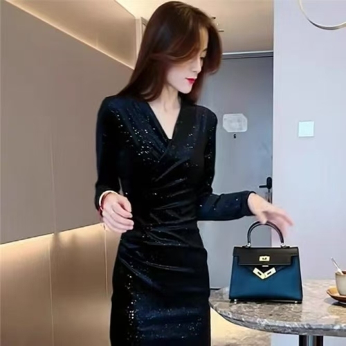 V-neck velvet starry dress women's autumn and winter new style temperament waist slimming slit hip-covering long skirt