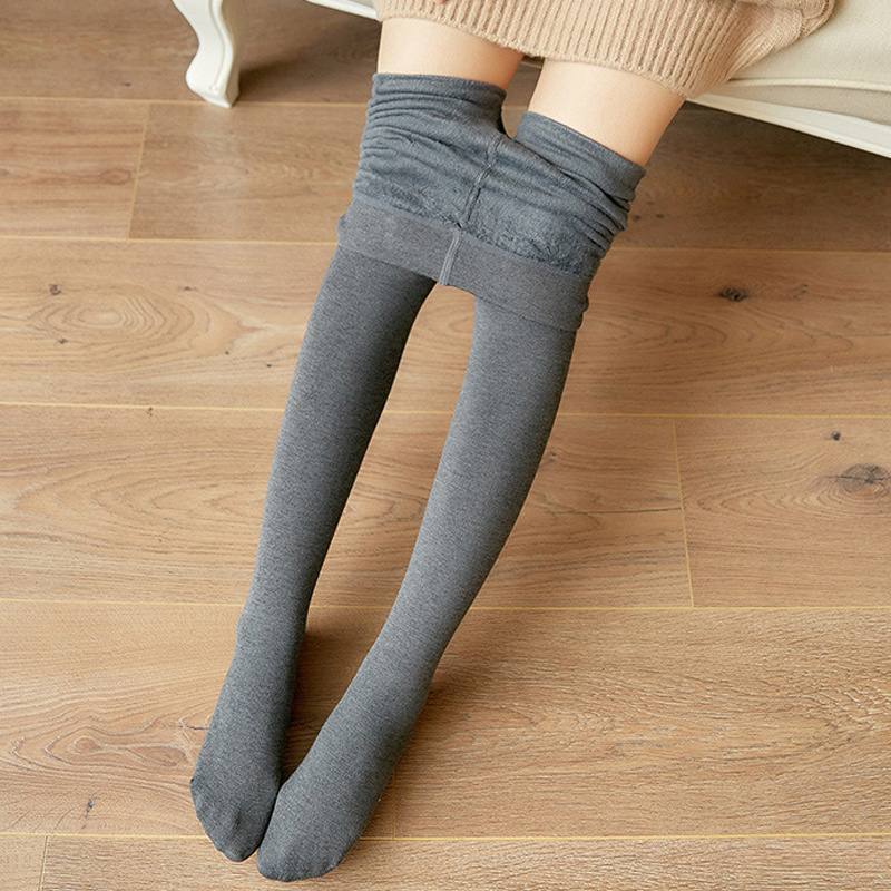 Women's fat mm autumn pantyhose, down and thickened foot-stepping leggings
