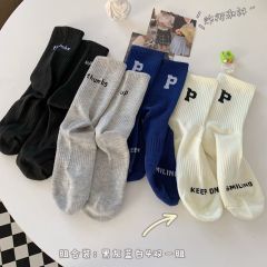 Real shot Korean version of warm ins trendy letter P autumn and winter sports socks for couples all seasons long socks mid-calf socks for men and women
