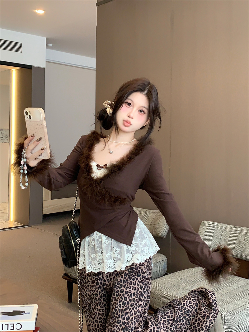 Real shot Autumn pure desire slimming niche lace inner cardigan leopard print casual pants three-piece set