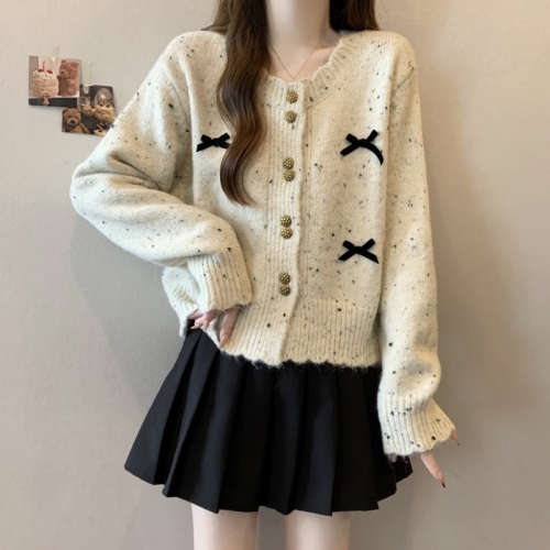 Large size high-end bow knitted cardigan for women with slightly fat mm waist and slimming autumn and winter sweater jacket