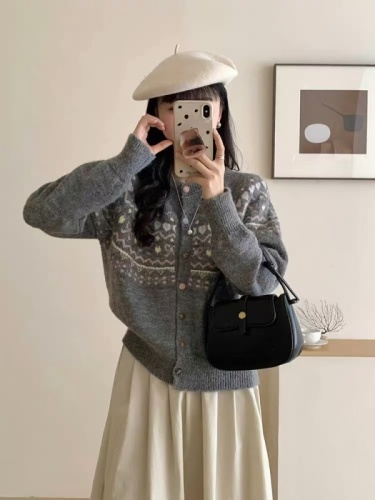 Korean Version Color Block Embroidered Knit Cardigan for Women Loose Short Sleeve Lazy Style Outerwear Top Autumn and Winter New Sweater Jacket