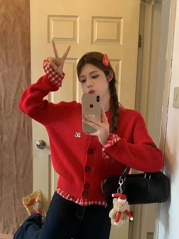 Fake two-piece red plaid knitted cardigan autumn design splicing sweater jacket short top