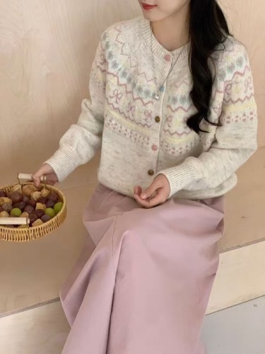 Korean Version Color Block Embroidered Knit Cardigan for Women Loose Short Sleeve Lazy Style Outerwear Top Autumn and Winter New Sweater Jacket