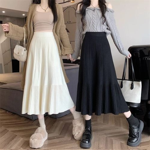 Retro knitted skirt for women 2024 new autumn and winter thickened high-waisted slimming pleated temperament a-line fishtail skirt