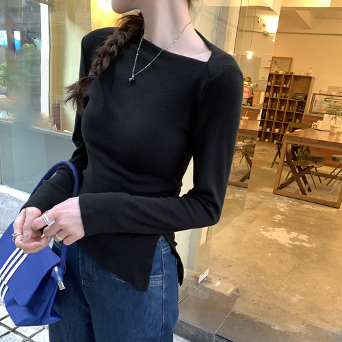 Actual pictures of sloping shoulders, irregular slim fit, white long-sleeved bottoming shirt for women, autumn and winter niche pure desire hottie tops