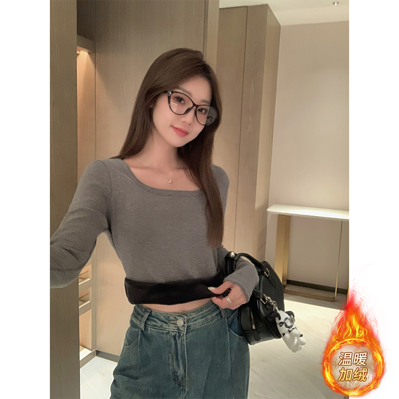 Real shot of velvet thickened square collar long-sleeved bottoming shirt for women in autumn and winter new style warm and slim inner collarbone top