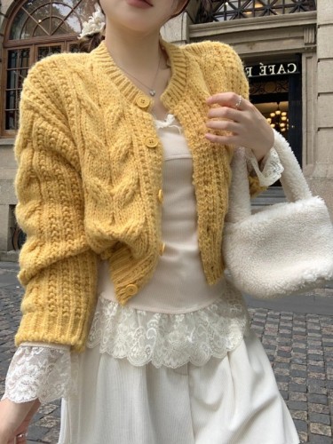 Real shot of retro soft waxy round neck long-sleeved twist sweater + lace stitching slimming bottoming shirt + corduroy wide-leg pants