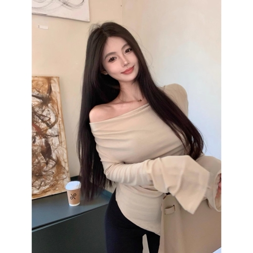 Official picture of high-elastic ribbed German velvet slope-neck off-shoulder long-sleeved T-shirt irregular slim fit top