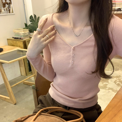 Real shot of autumn and winter V-neck inner and outer wool sweater for women 2024 temperament, high-end and exquisite long-sleeved top