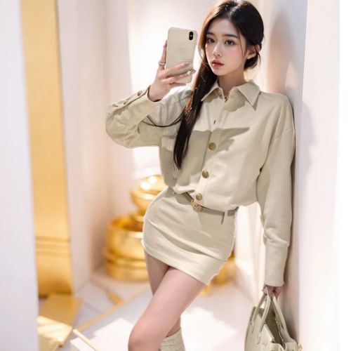 2024 new autumn women's fashionable hip-hugging shirt dress Polo collar waist slimming long-sleeved dress short skirt