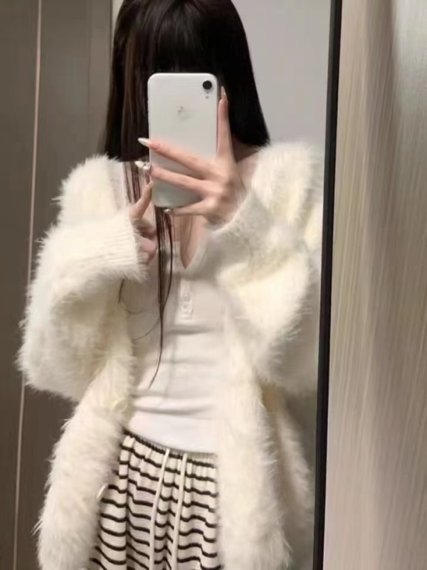 Lazy style white mink velvet sweater cardigan coat for women 2024 autumn and winter new loose knitted sweater