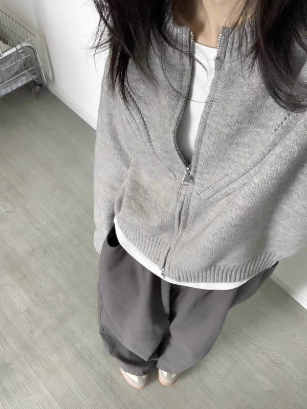 Japanese retro soft glutinous lazy zipper early autumn cardigan sweater sweater coat women's spring and autumn loose short top